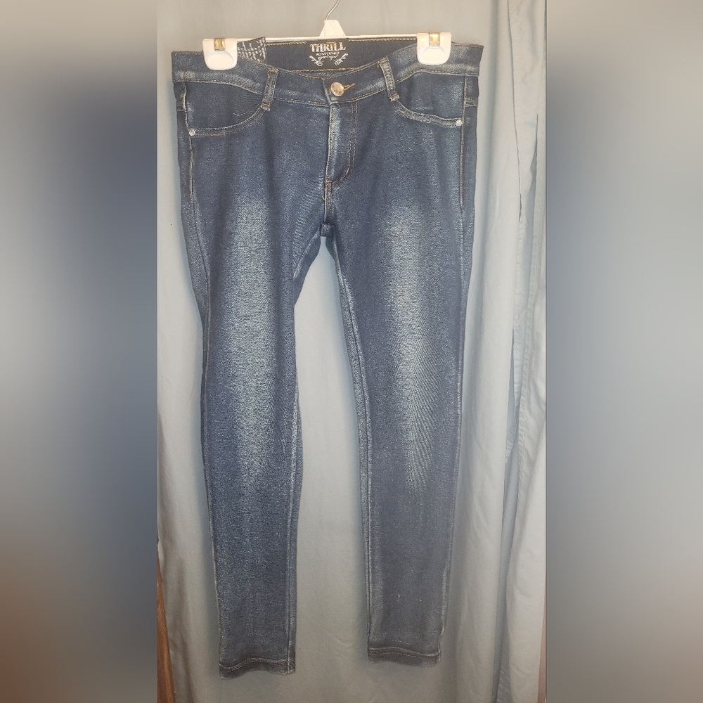 Soft stretch denim jeggings. NWT.  Size XL.